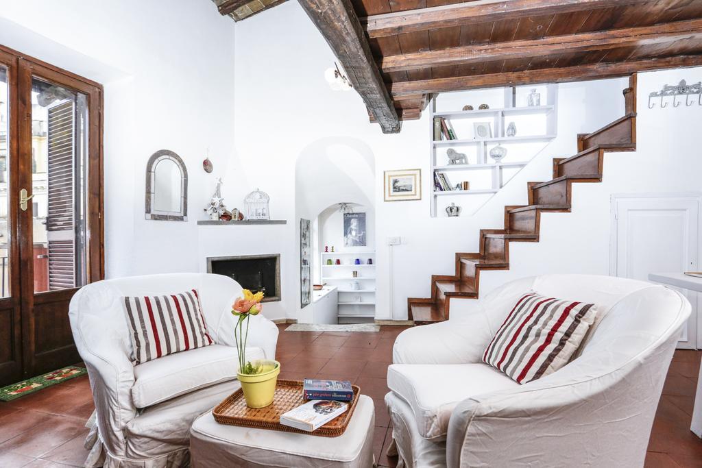 Pantheon Terrace Apartment Рим Екстер'єр фото